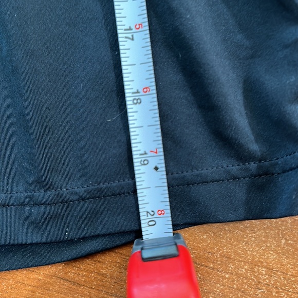 UNDER ARMOUR Black Heatgear unlined shorts - Picture 13 of 15